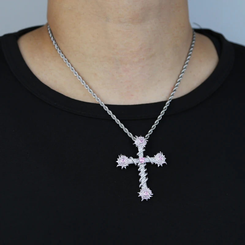 2024 New Thorny Cross Pendant Necklace Iced Out Cz Cubic Zirconia Fashion For Women Men Pink Charm Hip Hop Jewelry