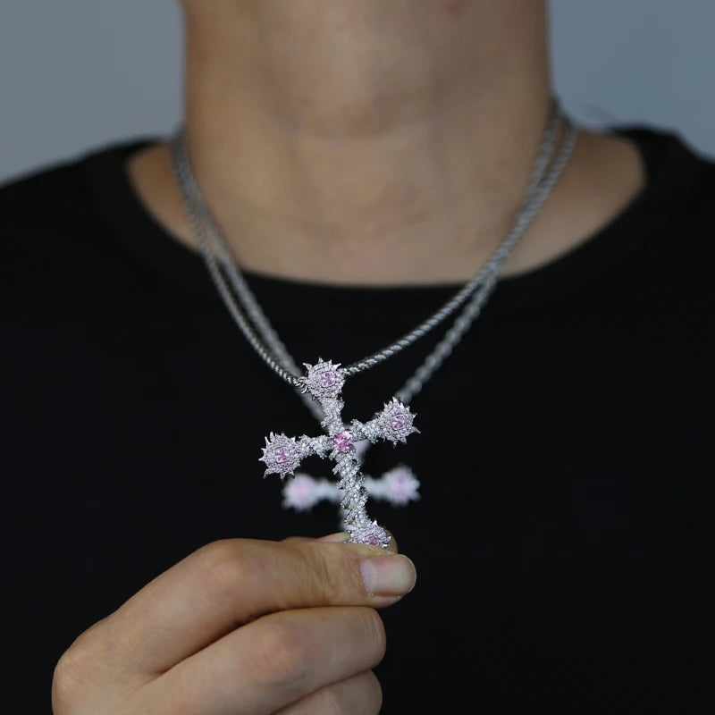 2024 New Thorny Cross Pendant Necklace Iced Out Cz Cubic Zirconia Fashion For Women Men Pink Charm Hip Hop Jewelry